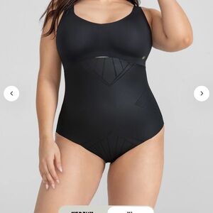 Honeylove Shadow Sculpt High Waist Brief Sz 2X - ALSO, comes with bag!!